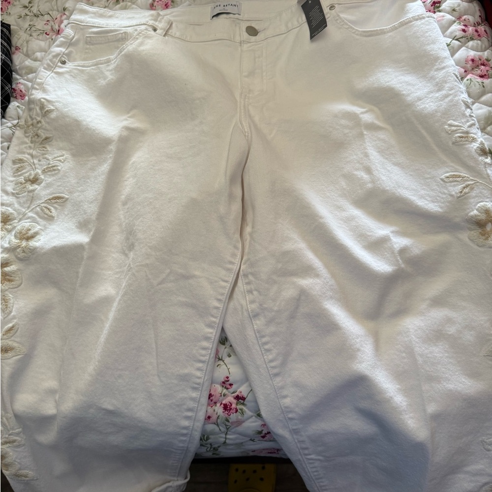 Lane Bryant Off-White Ankle Jeans with Floral Detail